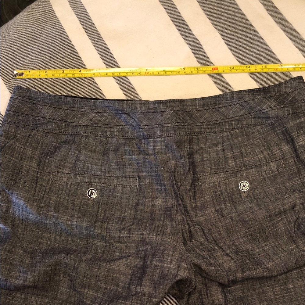 White House Black Market Gray Textured Linen-Blend Bermuda Shorts - Picture 10 of 13